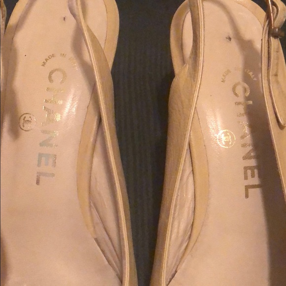 Authentic Chanel classic heels - Picture 6 of 13